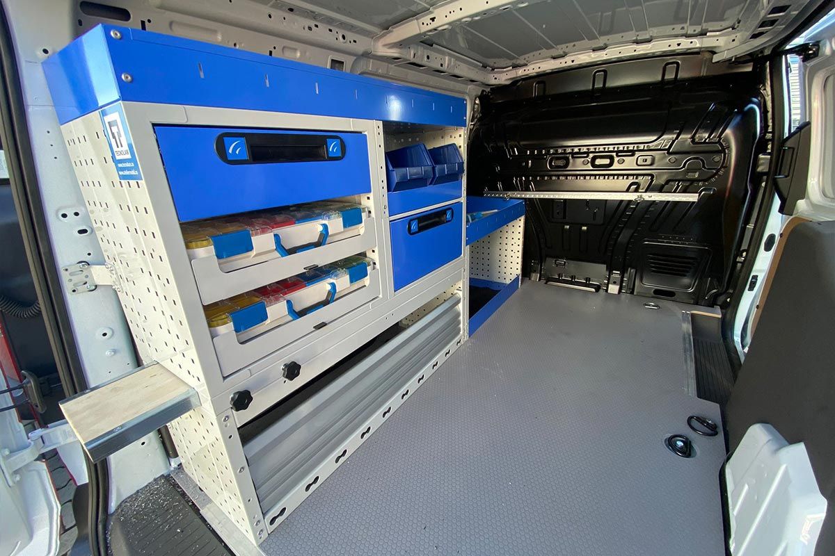 sisteme de organizare si depozitare scule in vehicul comercial ford transit connect, podea multistrat auto, accesorii ancorare marfa
